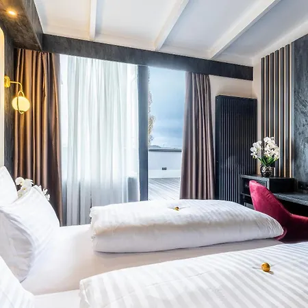 Plaza Hotel