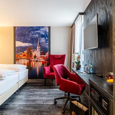 Otel Plaza 3*
